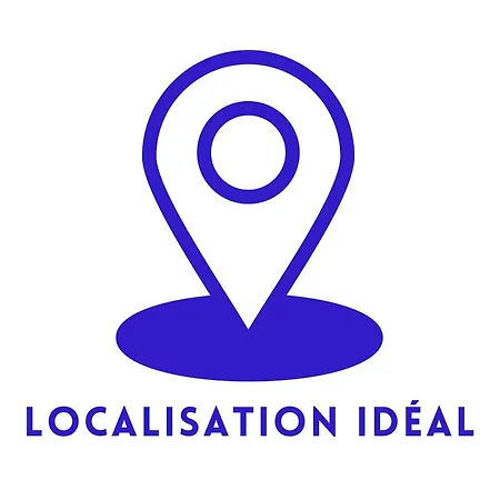 アパート Studio, Proche De *