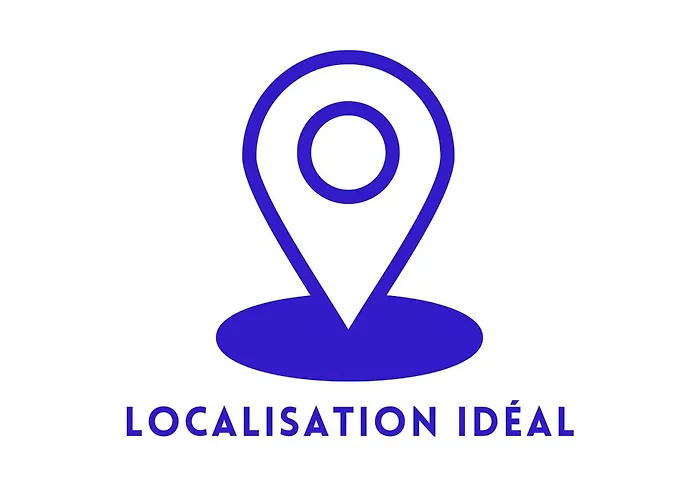 アパート Studio, Proche De *